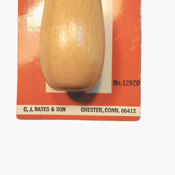 Susan Bates Latch Hook Rug Tool Wood Handle Vintage New on Card - Picture 7 of 8